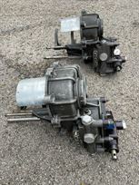 xtrac-transverse-sports-car-gearbox-cluster