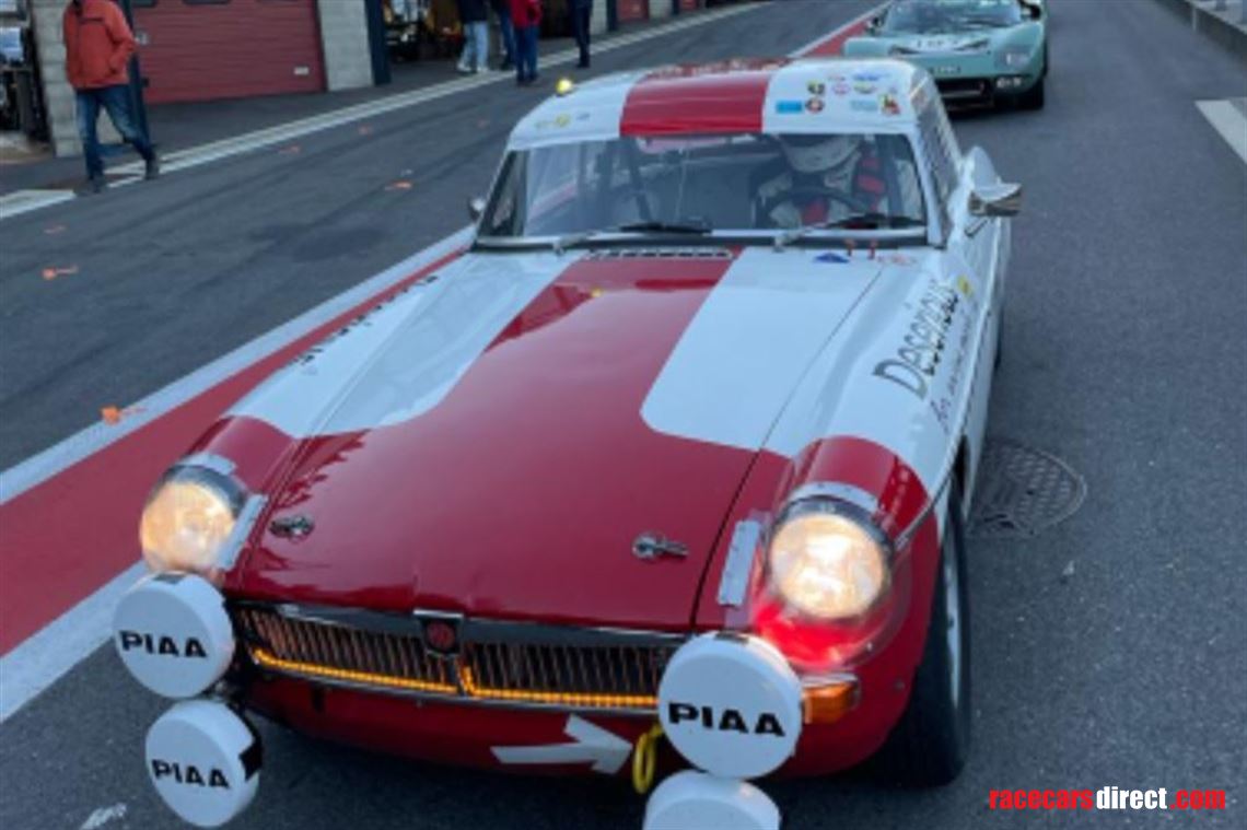 competitive-well-known-1963-mgb-fia-appendix