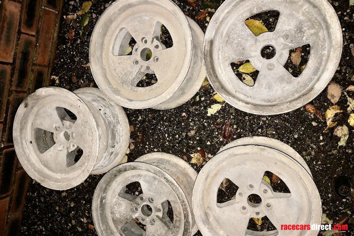 elva-magnesium-wheels-7x13-6-bolt