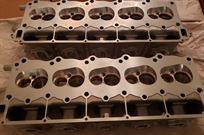 dodge-chrysler-viper-gts-r-cylinder-heads