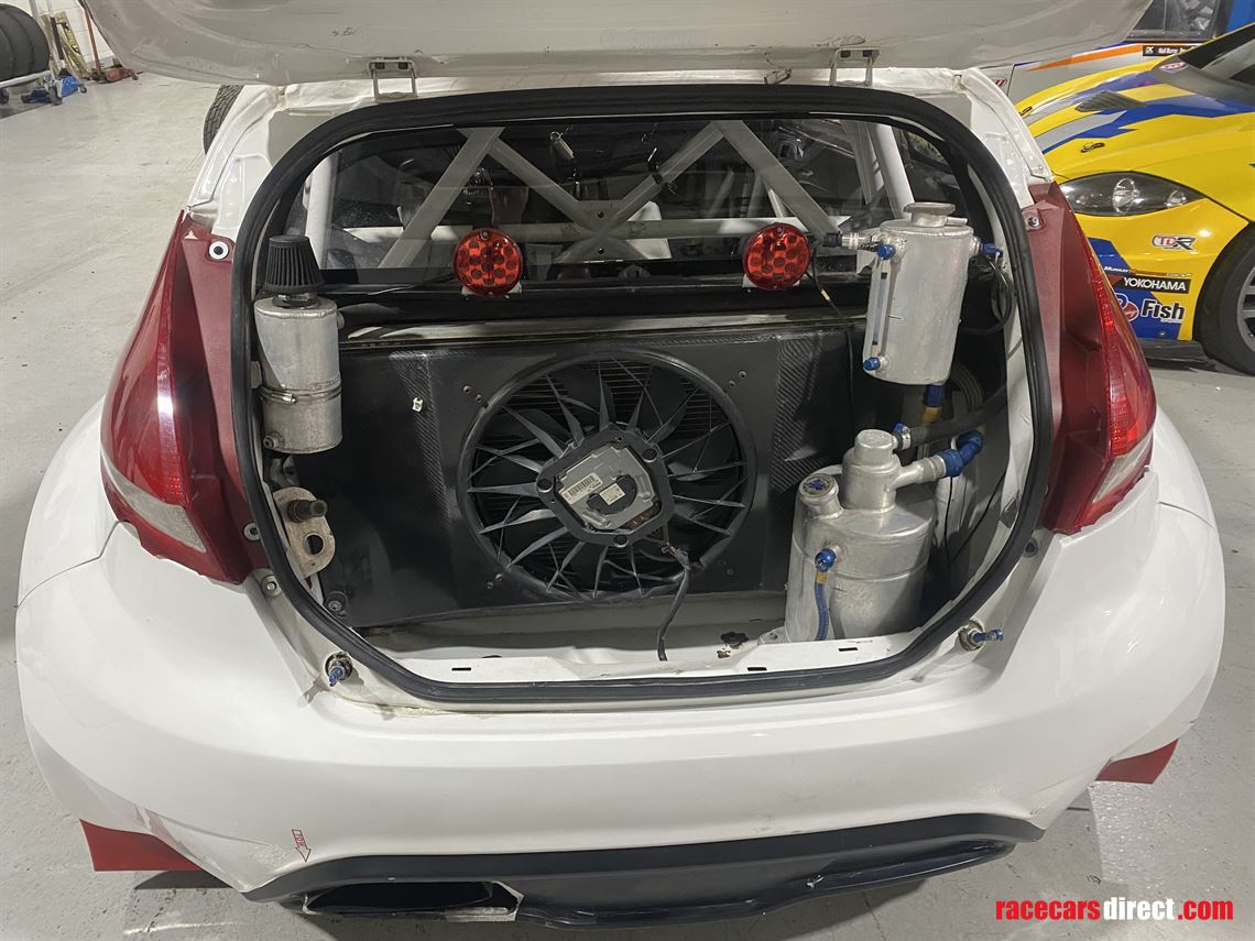 osme-fiesta-rallycross-supercar-rx1