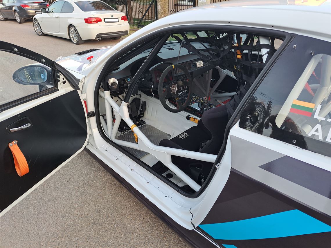 bmw-e92-very-clean-and-reliable-race-car