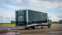 iveco-enclosed-vehicle-transporter