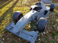 f1-full-size-show-car-simulator