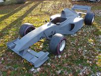 f1-full-size-show-car-simulator