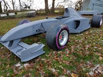 f1-full-size-show-car-simulator