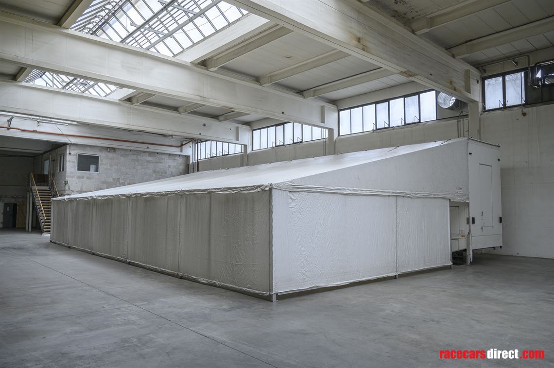 kramer-racetrailer-incl-large-weber-awning