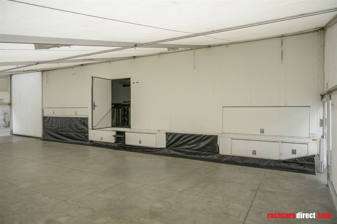 kramer-racetrailer-incl-large-weber-awning