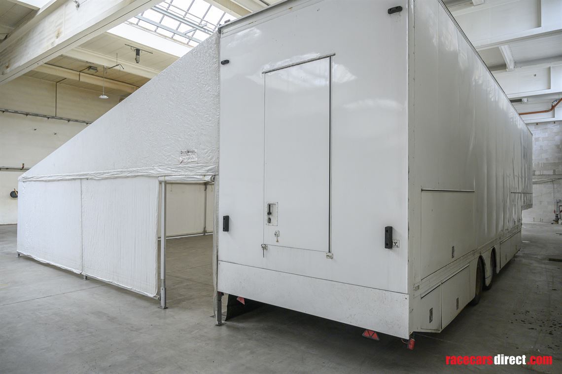 kramer-racetrailer-incl-large-weber-awning