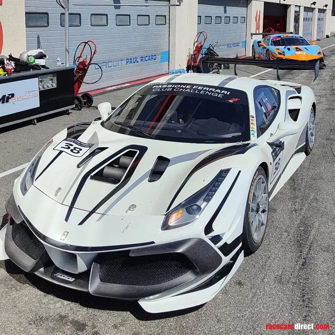 2018-ferrari-488-challenge-evo