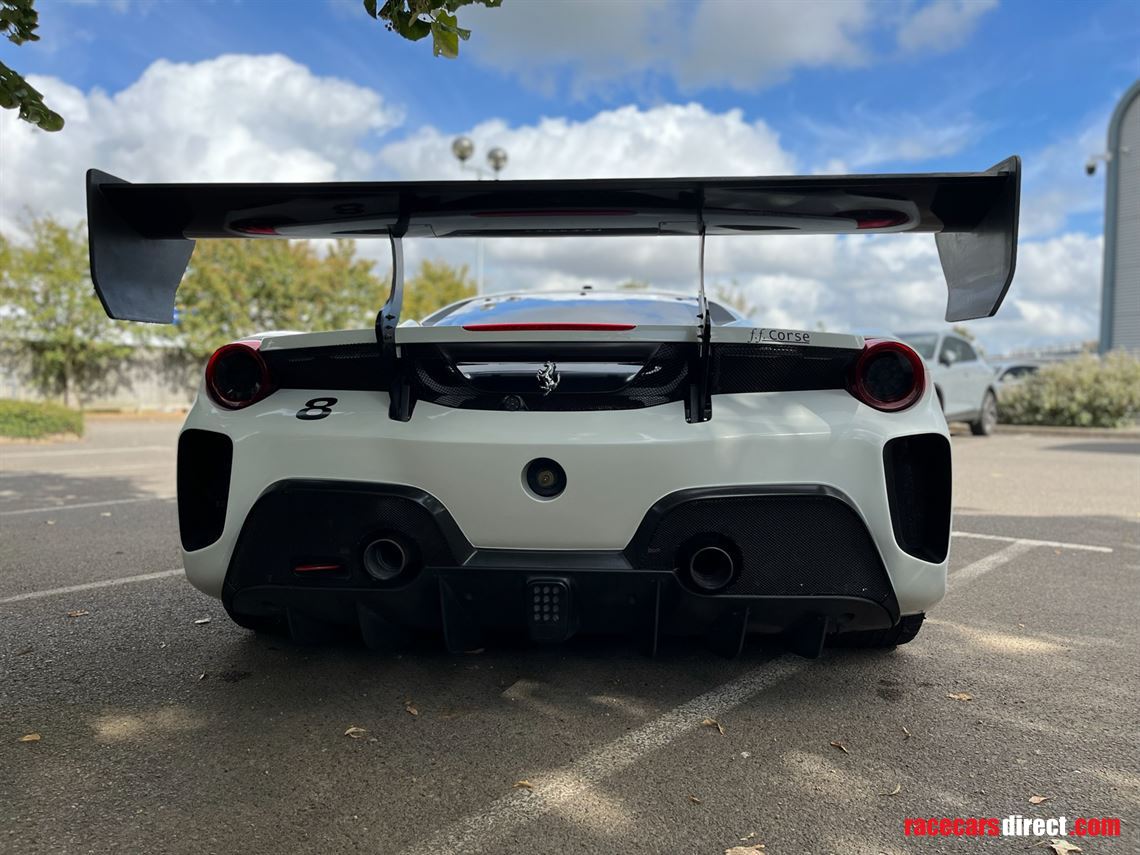 ferrari-488-challenge-evo