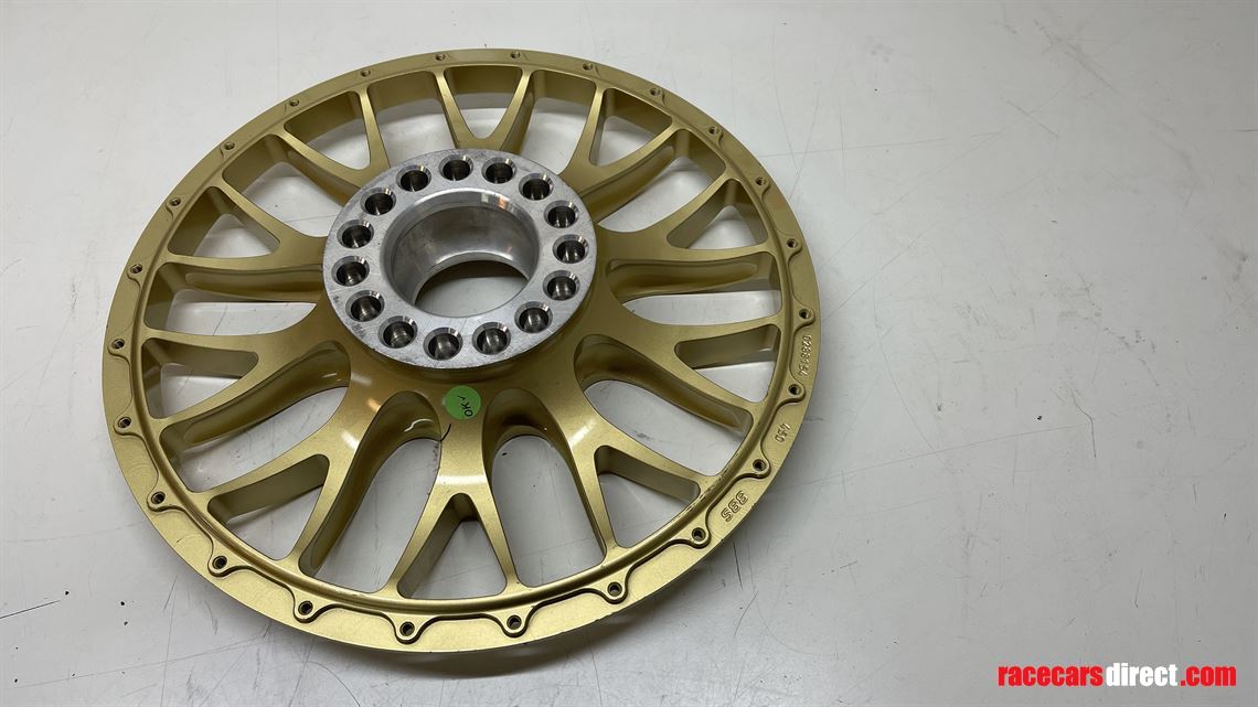 bmw-bbs-centerlock-center