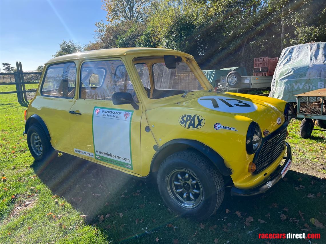 classic-mini-race-car-rolling-shell