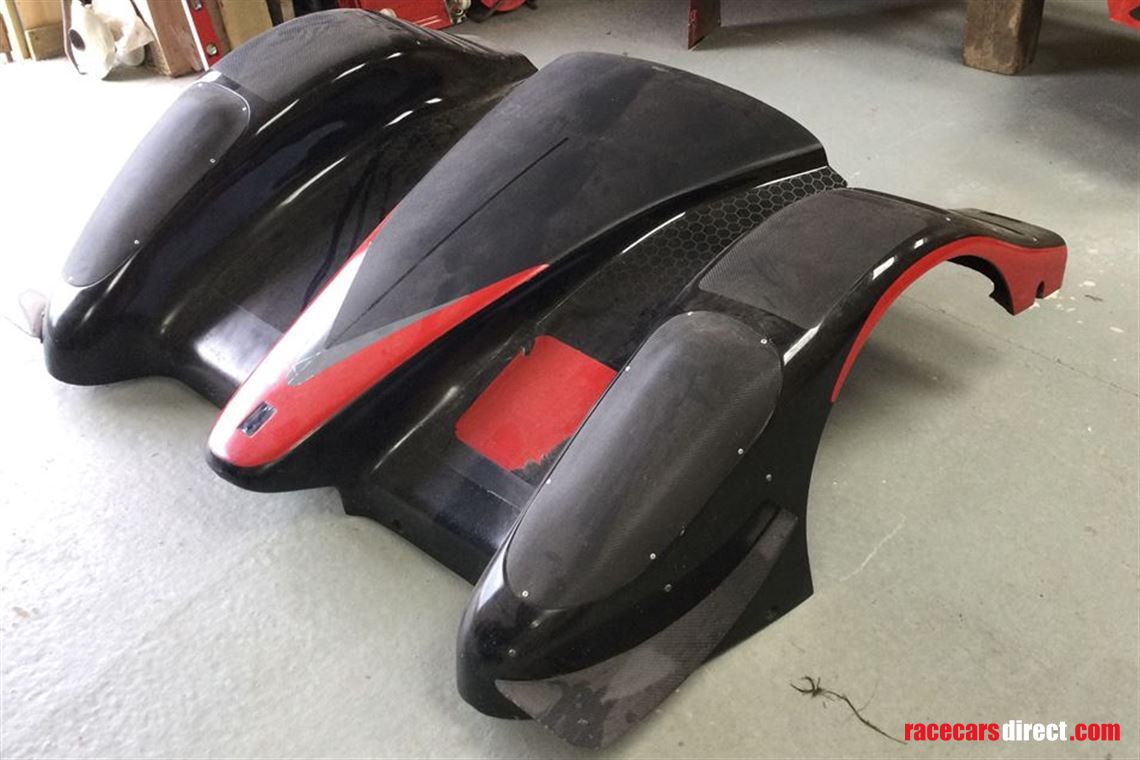 radical-sr3-bodywork