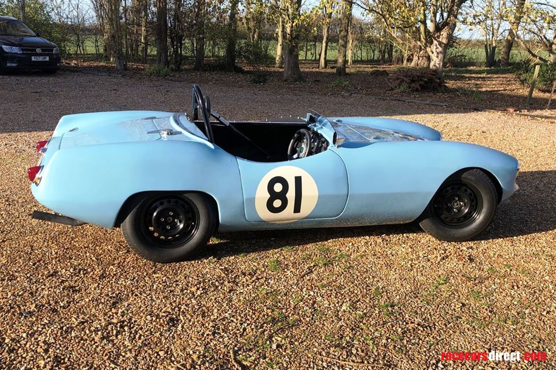 highly-competitive-elva-courier-with-multiple