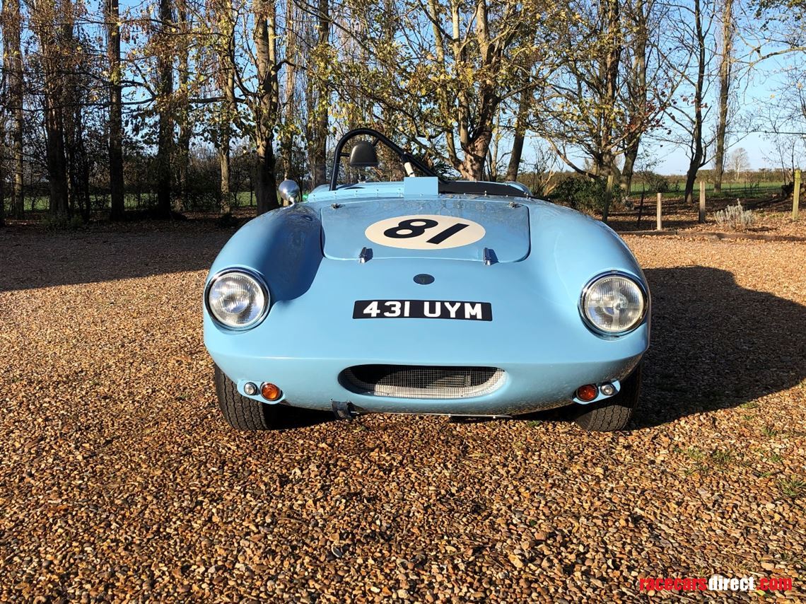 highly-competitive-elva-courier-with-multiple