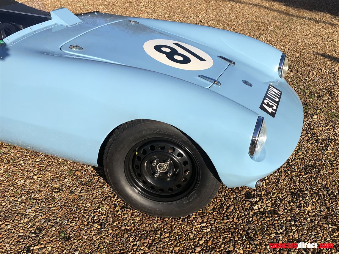 highly-competitive-elva-courier-with-multiple