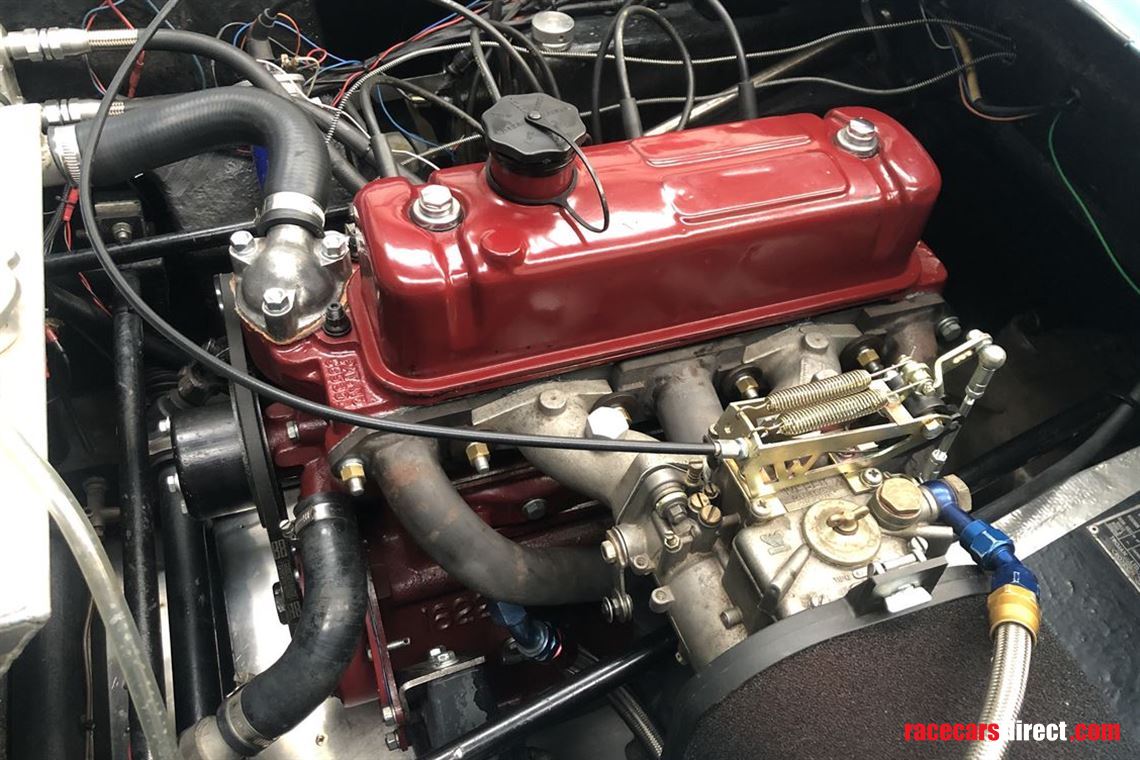 highly-competitive-elva-courier-with-multiple