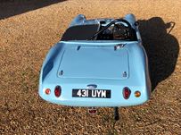 highly-competitive-elva-courier-with-multiple