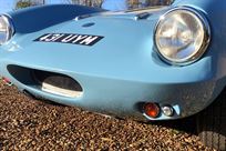 highly-competitive-elva-courier-with-multiple