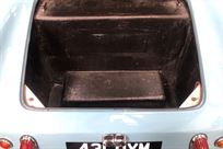 highly-competitive-elva-courier-with-multiple