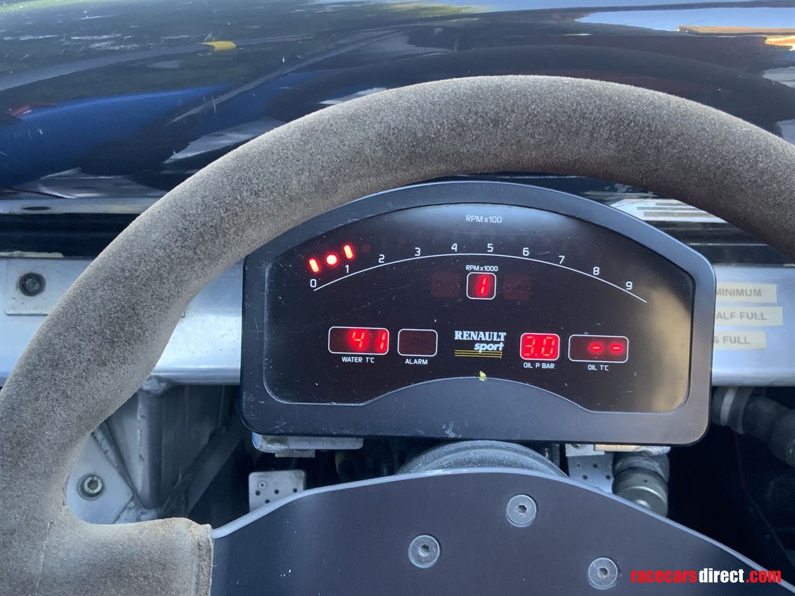 renault-sport-spider-factory-cup-car