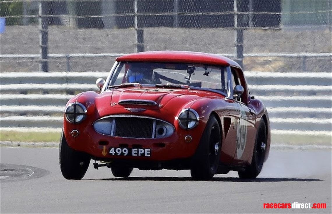 austin-healey-3000-well-known-highly-competit