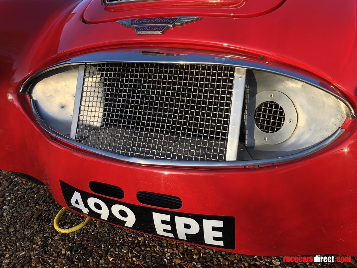 austin-healey-3000-well-known-highly-competit