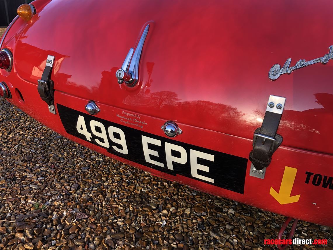austin-healey-3000-well-known-highly-competit