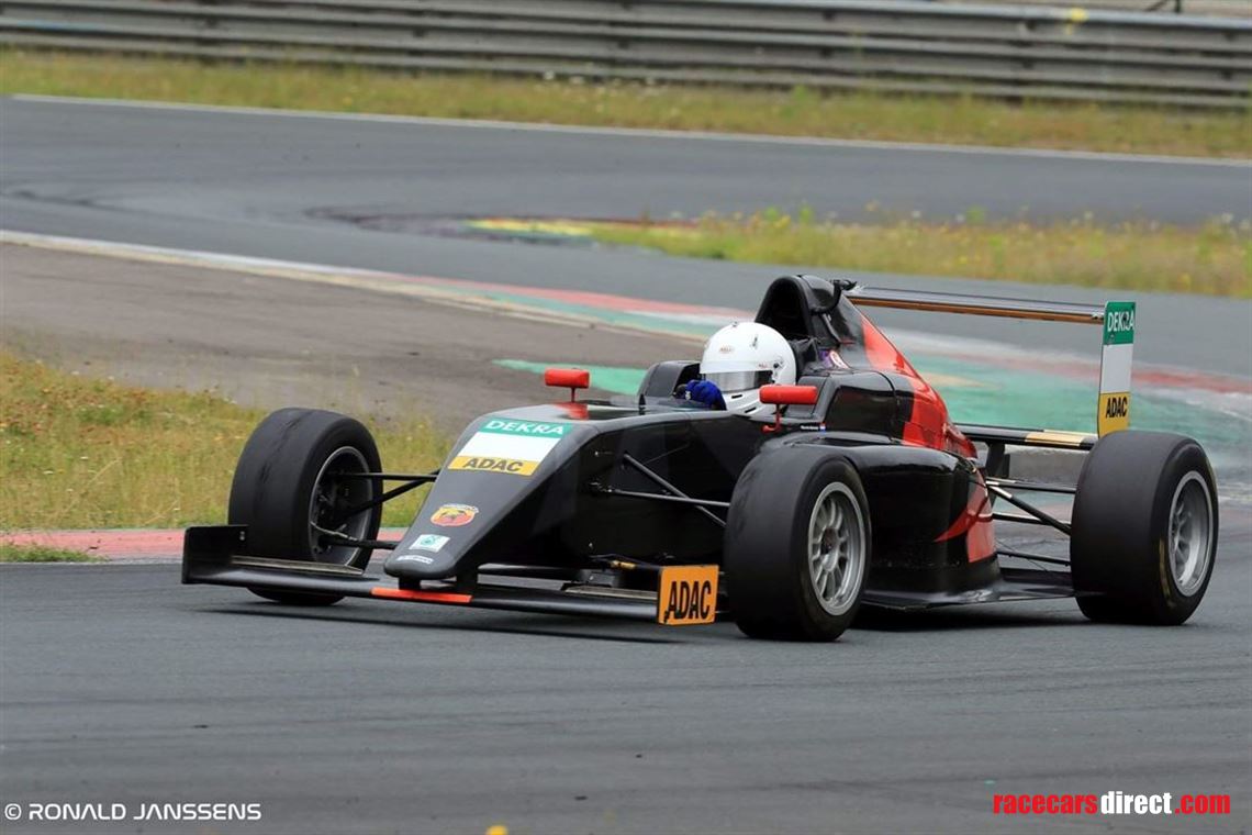 formula-4-tatuus-t-014---excellent-condition