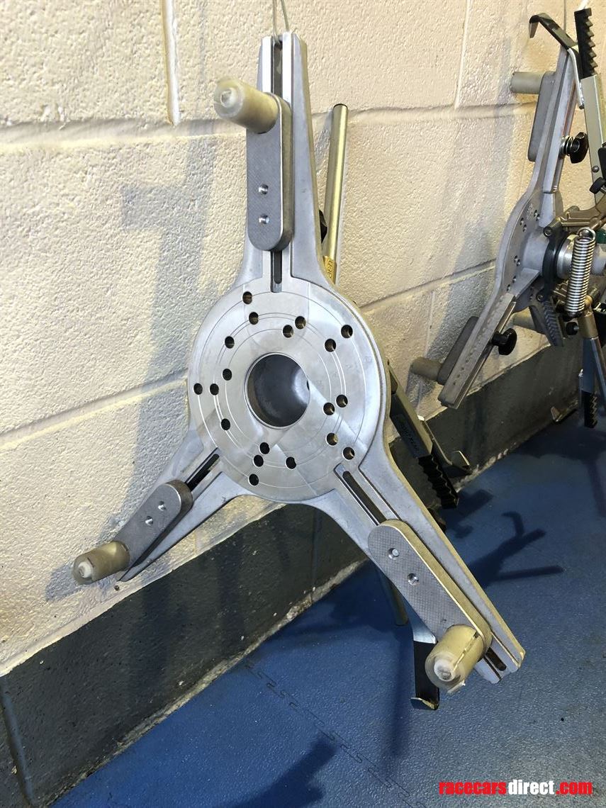 beissbarth-wheel-spiders