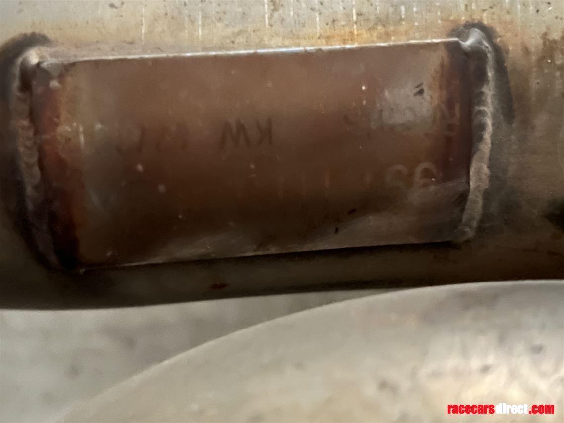 porsche-rsr-gt2-silencer