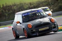 mini-challenge-mini-cooper-race-car