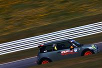 mini-challenge-mini-cooper-race-car