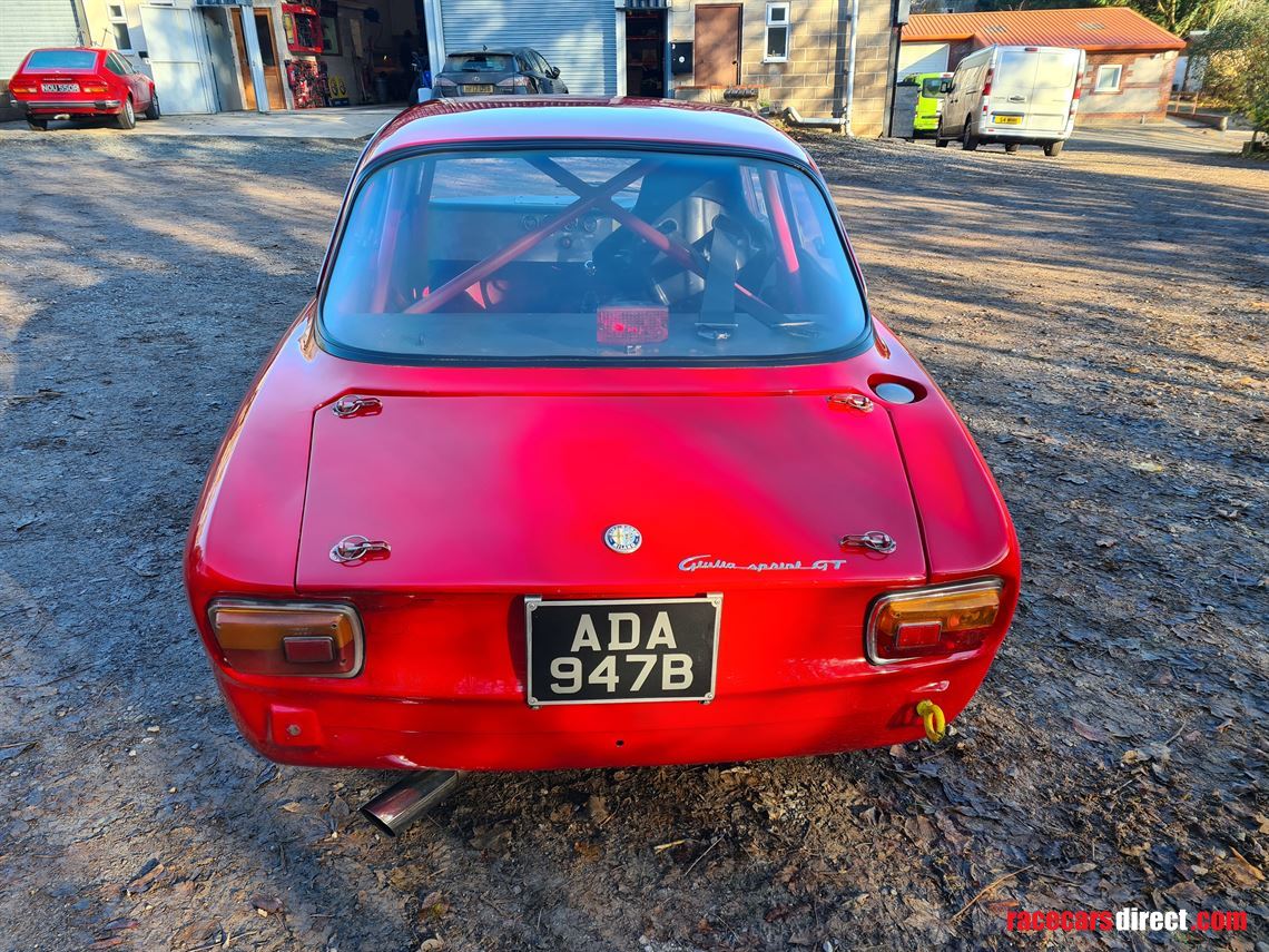 alfa-romeo-giulia-sprint-gt-20