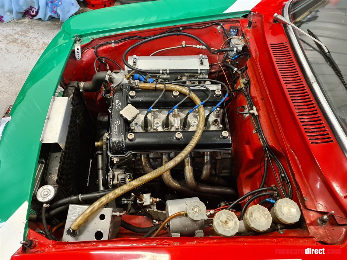 alfa-romeo-giulia-sprint-gt-20