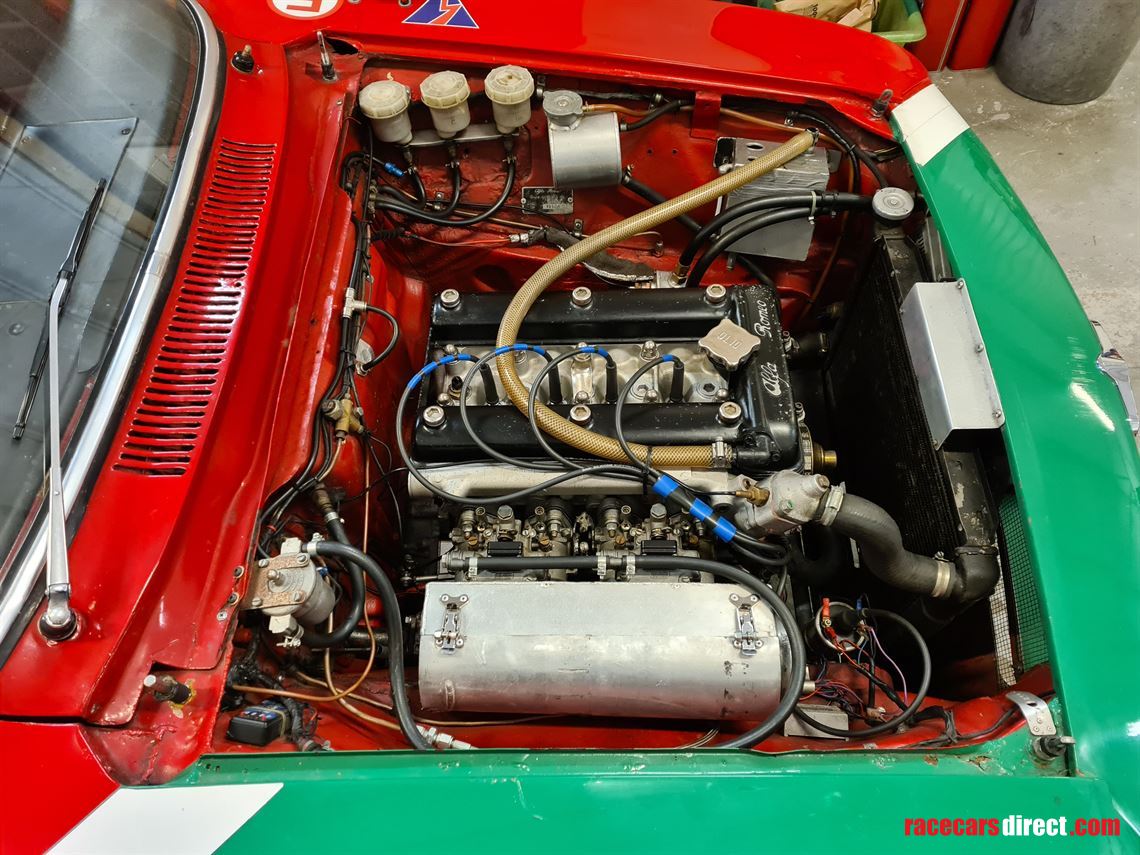 alfa-romeo-giulia-sprint-gt-20