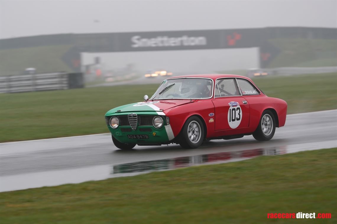 alfa-romeo-giulia-sprint-gt-20