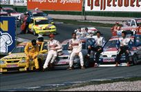 wanted-race-suits-helmets-from-supertouring-d