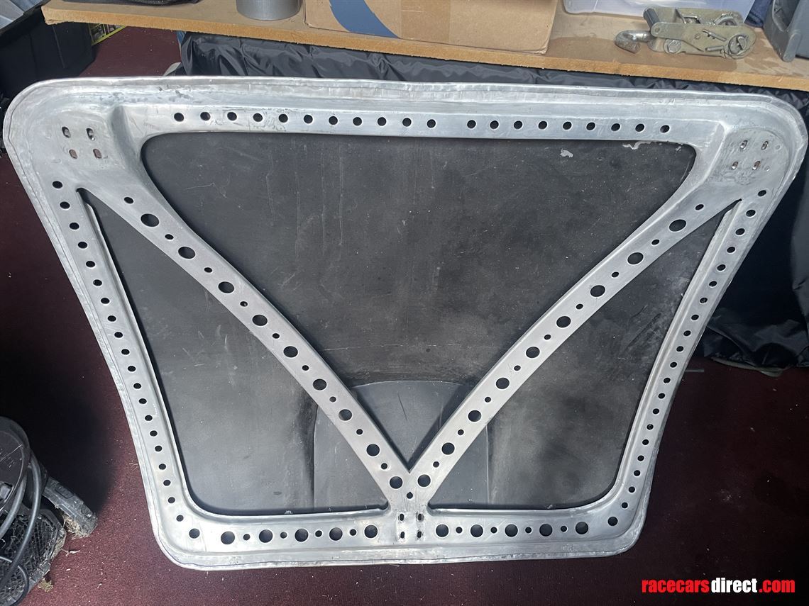 jaguar-mk2-lightweight-bootlid