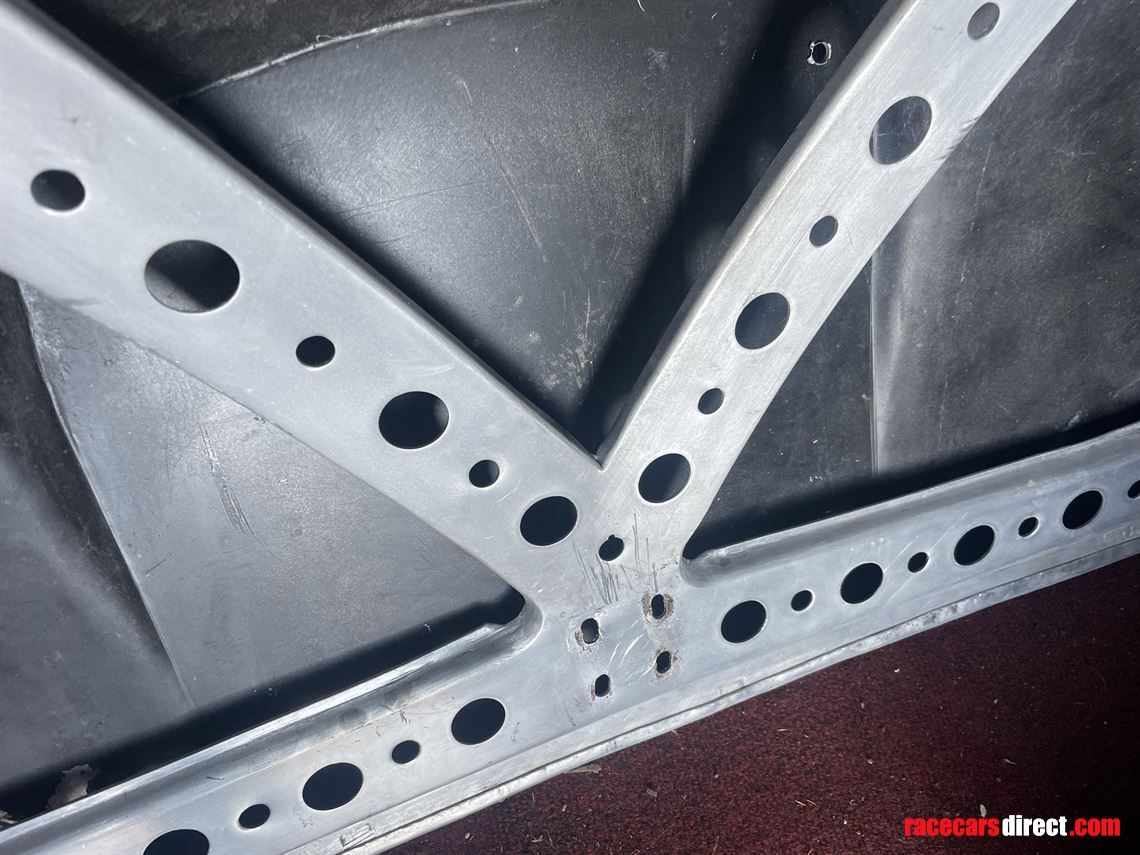 jaguar-mk2-lightweight-bootlid