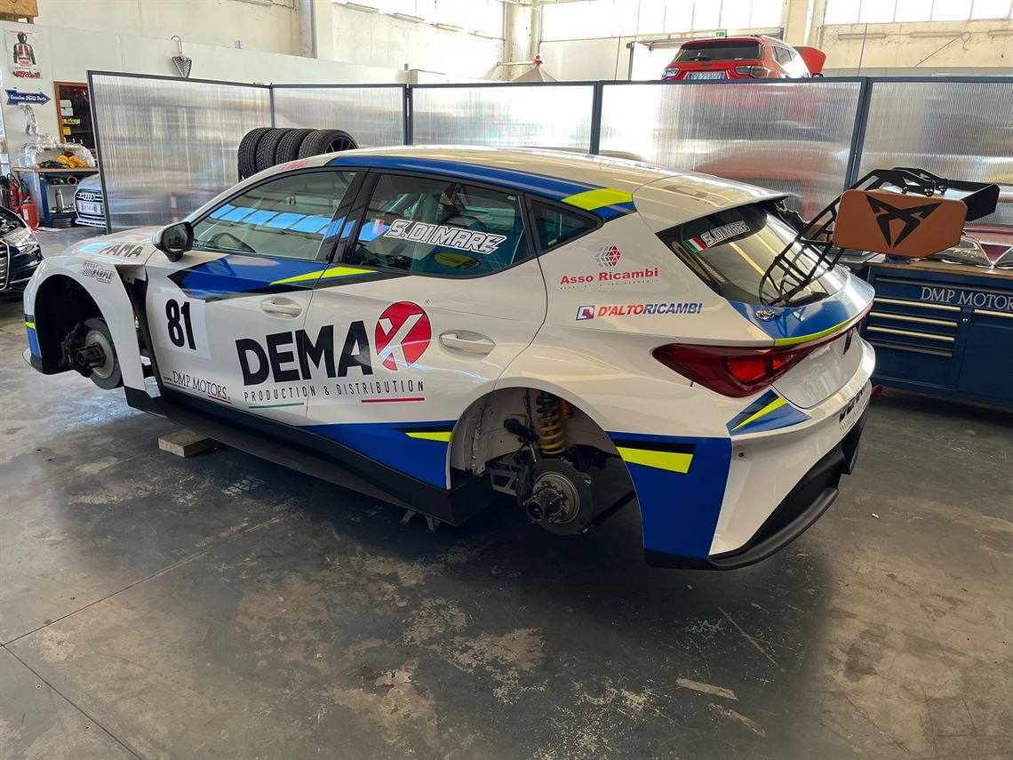 cupra-leon-competicion-tcr-ex-works-sold