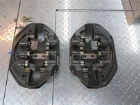 pair-alcon-6-piston-gt-calipers