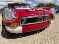 mgb-historic-race-car-with-fia-papers