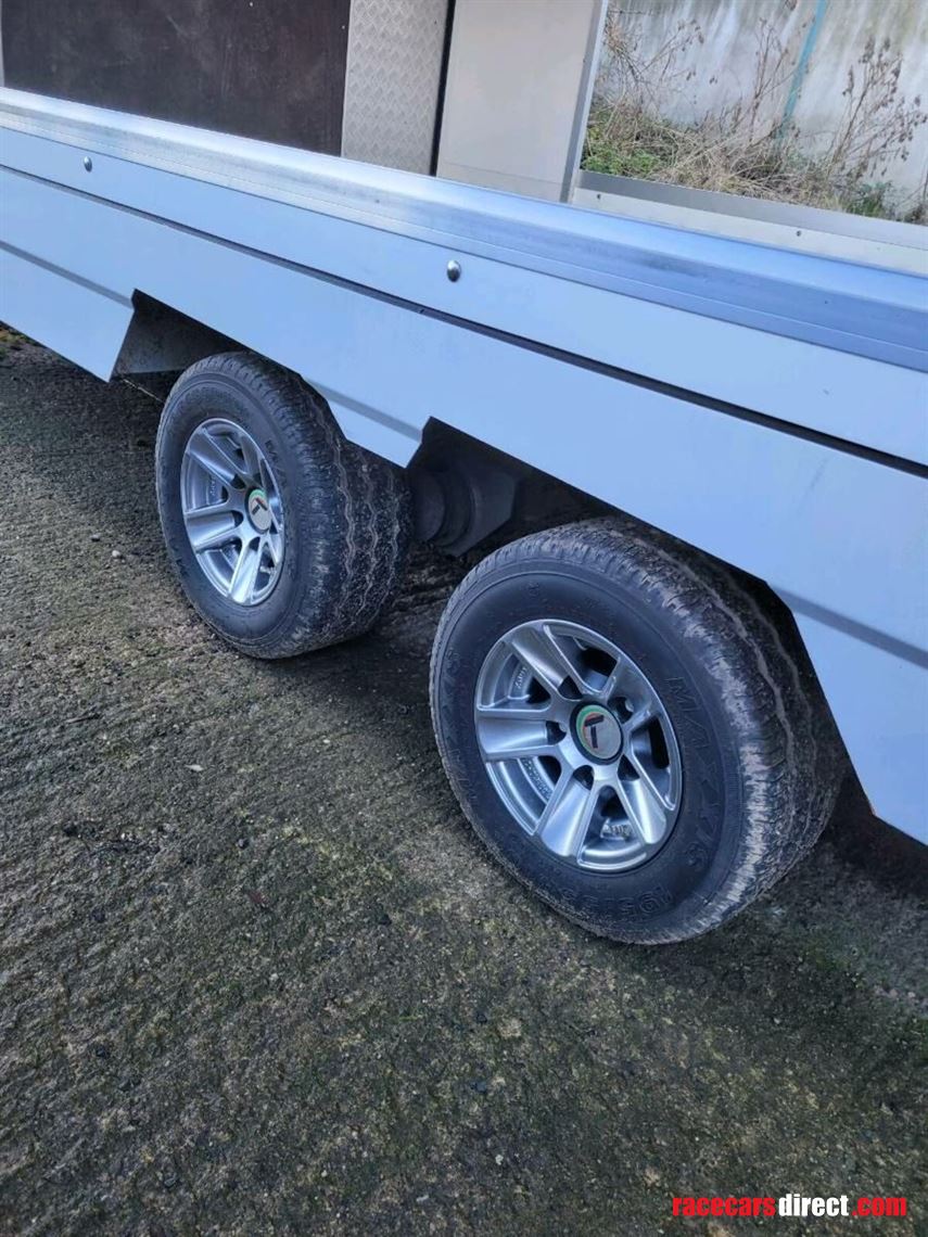 2021-turatello-f26-enclosed-car-transporter-t