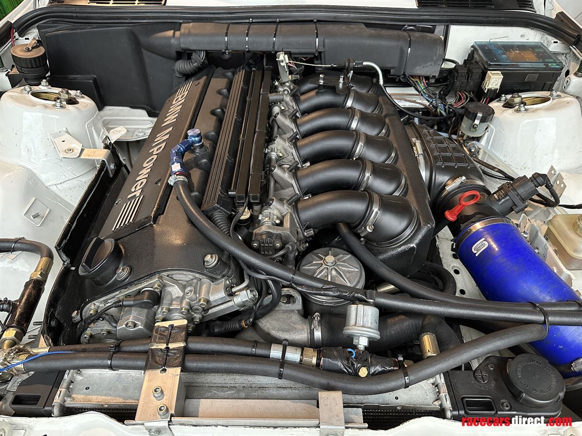 unique-bmw-e30-s50b30-m3