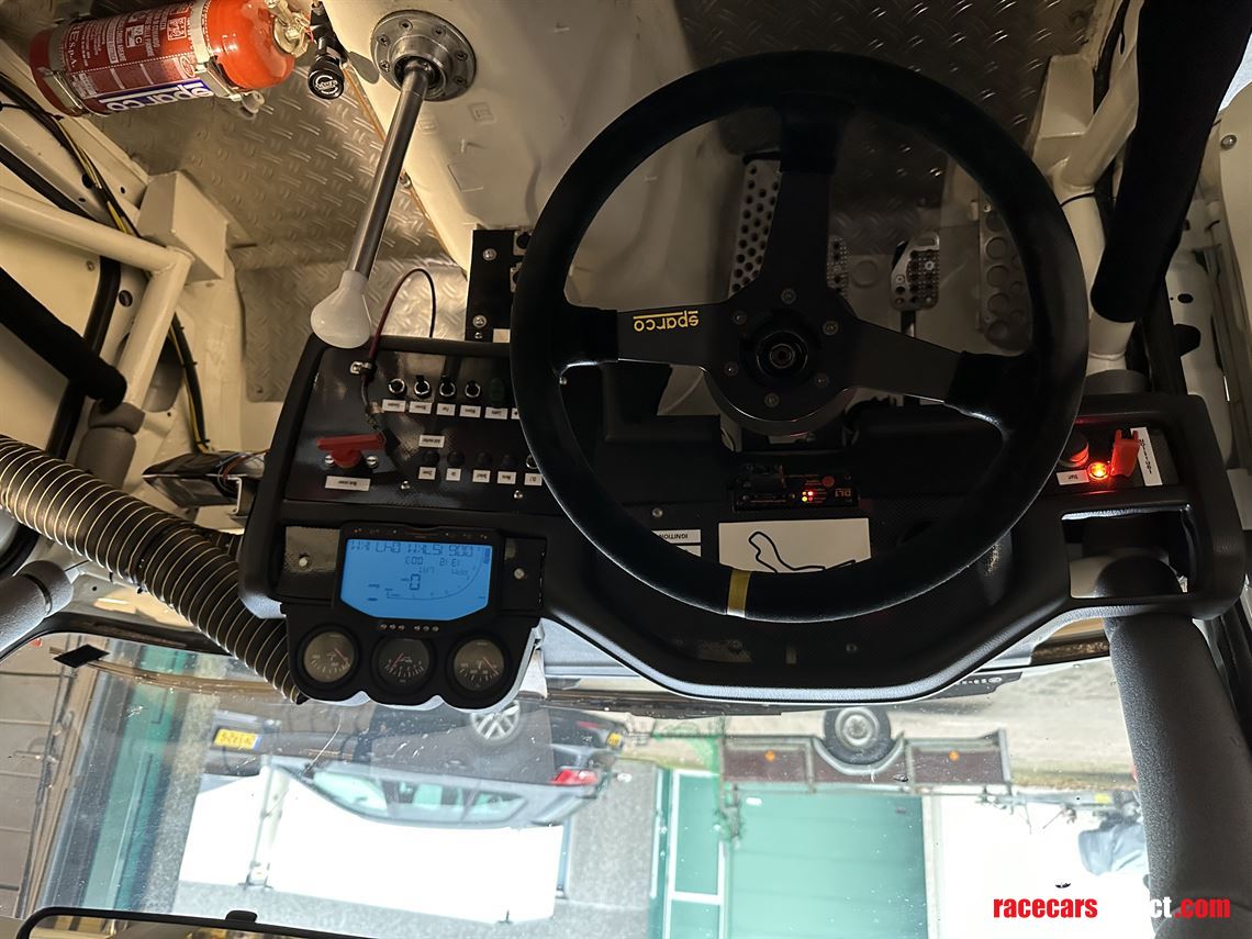 unique-bmw-e30-s50b30-m3