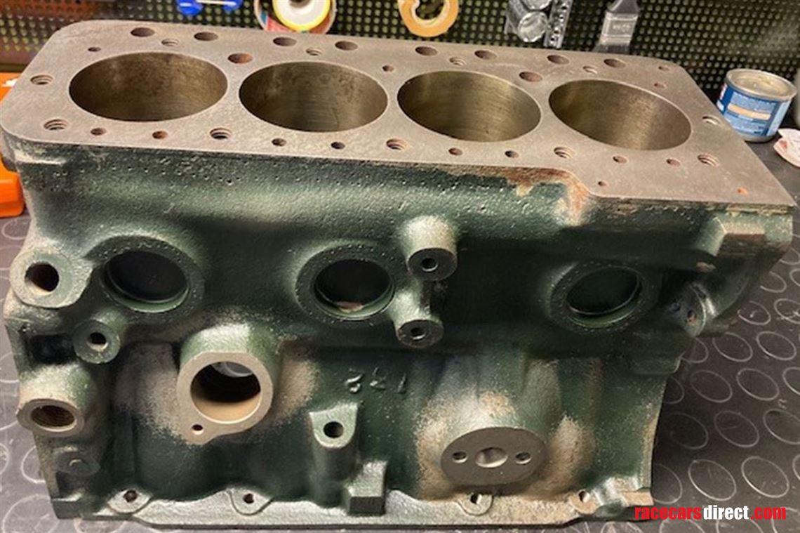 classic-mini-cooper-s-1275-engine-block-aeg31