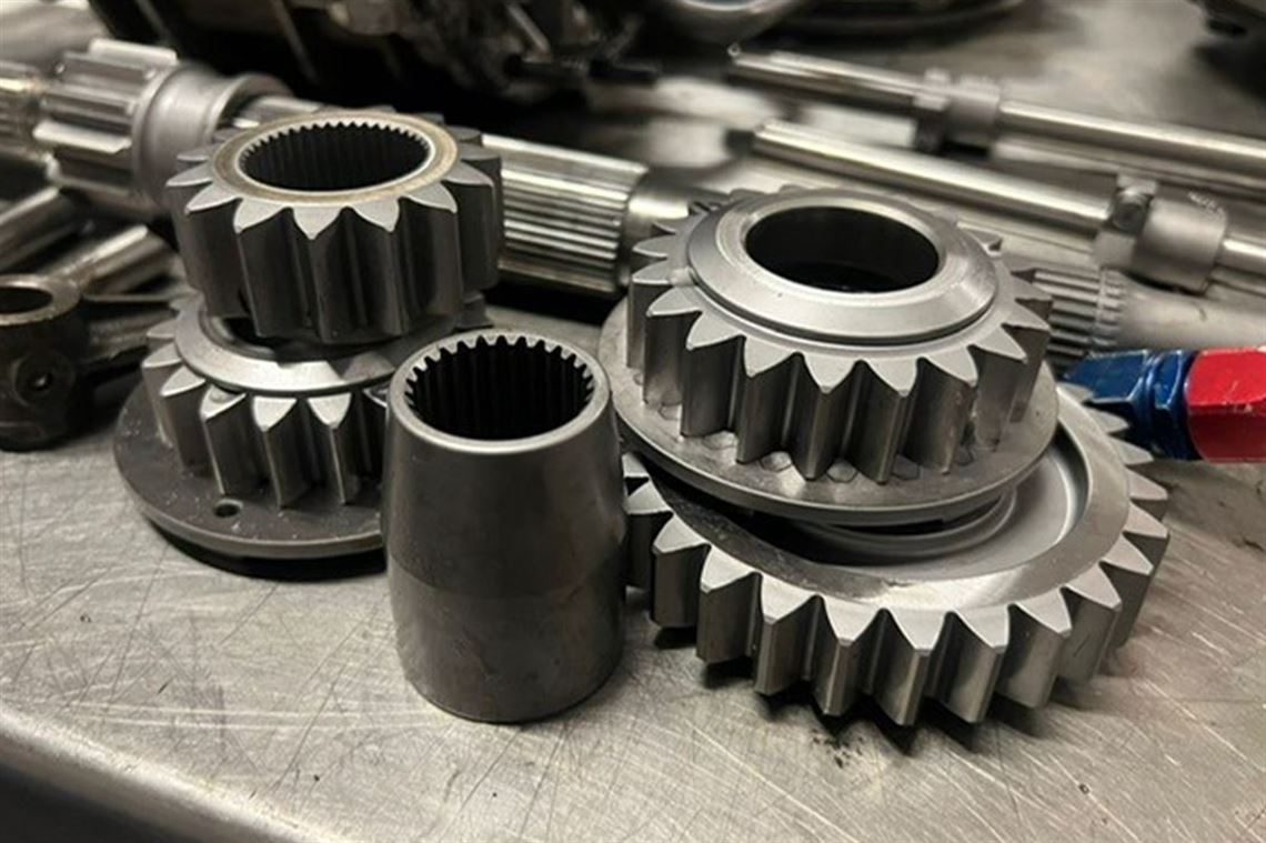 997-cup-gt3-hollinger-box---damaged