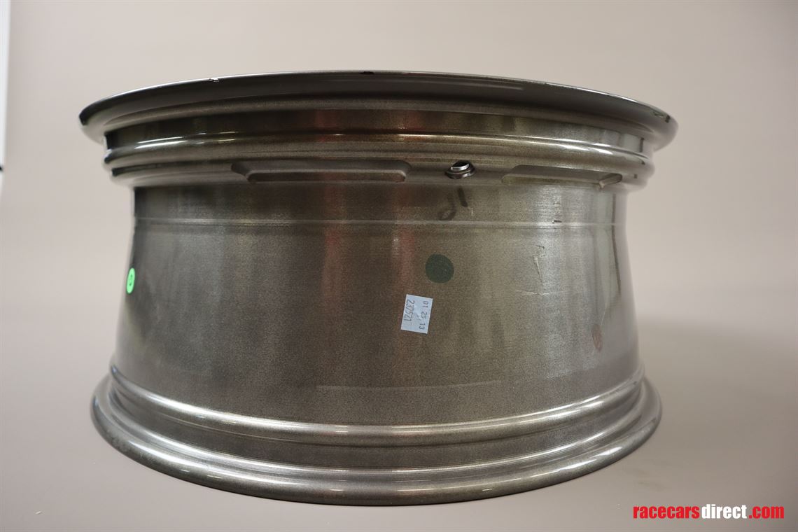 ferrari-458-coupe-spider-front-wheel-new-85x2